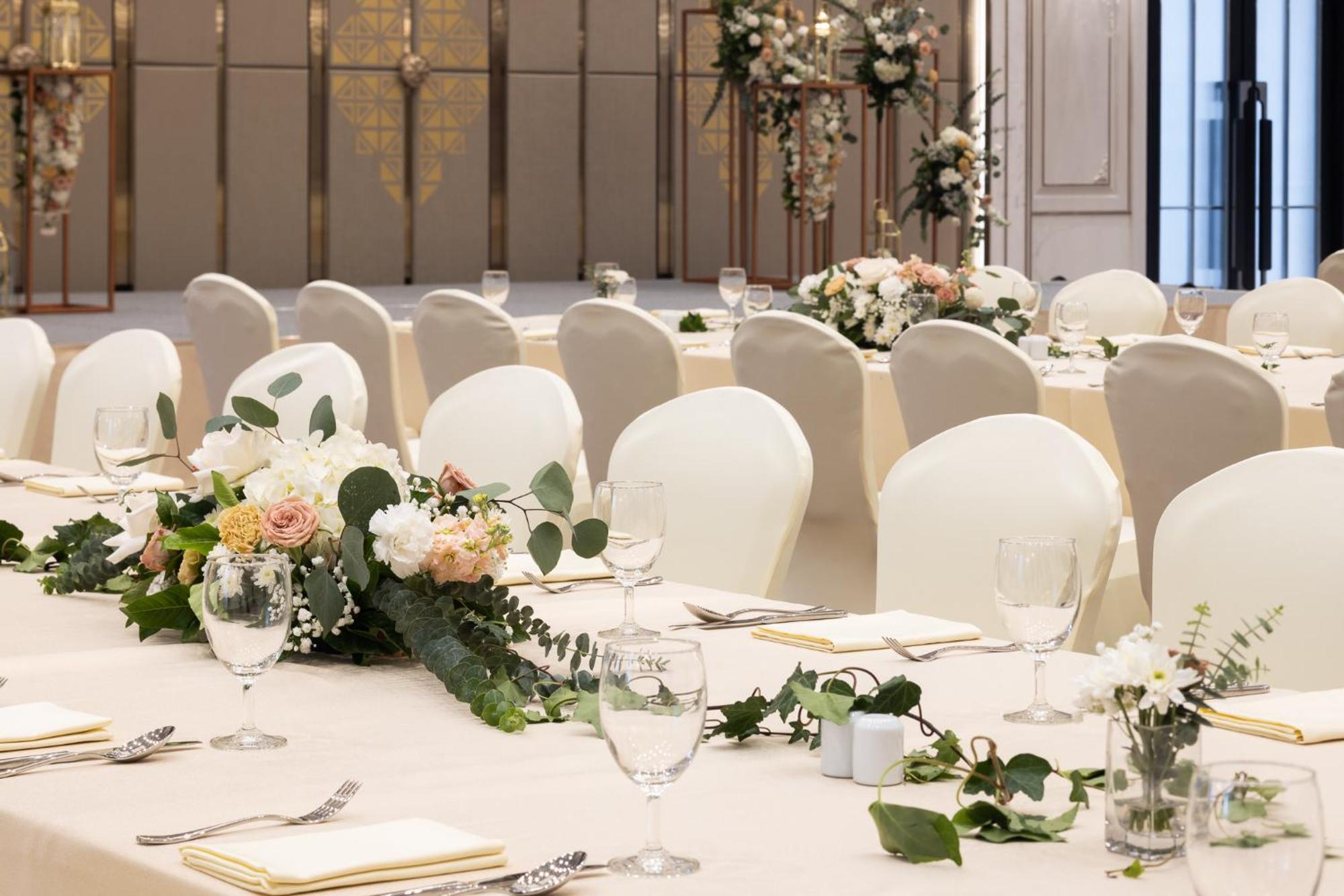 Eastin Grand Hotel Phayathai Bangkok Exterior foto Wedding reception at the Westin Palace, Madrid